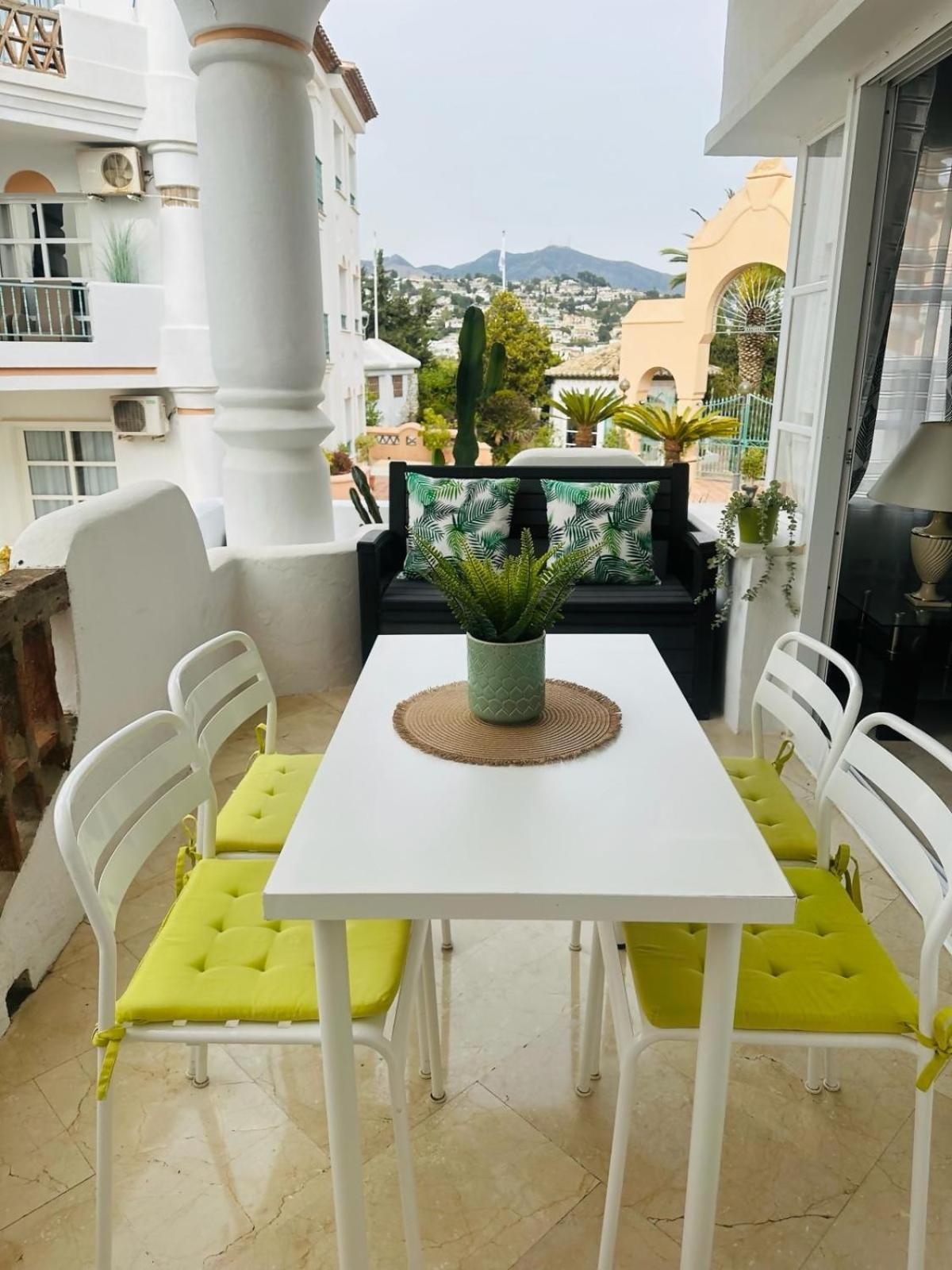 Flat In Matchroom Golf Pool Beach Fuengirola Exterior foto